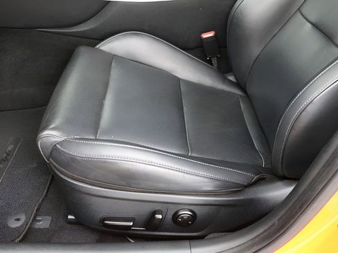 Used 2019 Kia Stinger GTS image 15