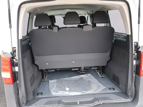Used 2023 Mercedes-Benz Metris Passenger image 17