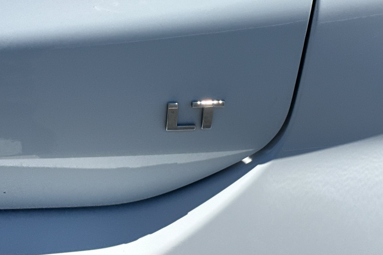 Used 2024 Chevrolet Equinox LT FWD image 12