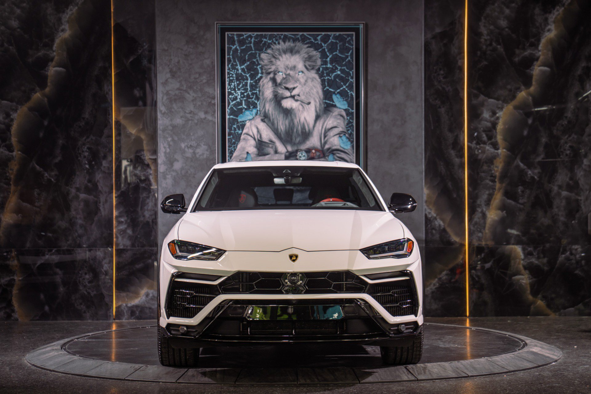 Used 2022 Lamborghini Urus AWD/4WD image 9