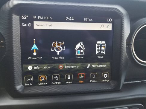 Used 2021 Jeep Gladiator Overland AWD/4WD image 26
