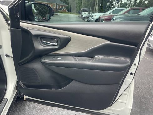 Used 2017 Nissan Murano Platinum w/ Platinum Technology Package FWD image 27