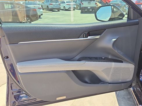Used 2022 Toyota Camry XSE w/ Carpet Mat Package (TMS) FWD image 8