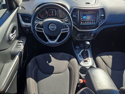 Used 2017 Jeep Cherokee 75th Anniversary image 11