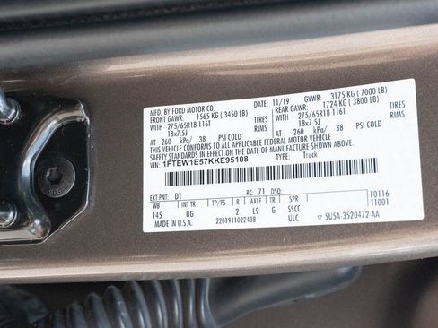 Used 2019 Ford F150 XLT w/ Equipment Group 302A Luxury AWD/4WD image 38