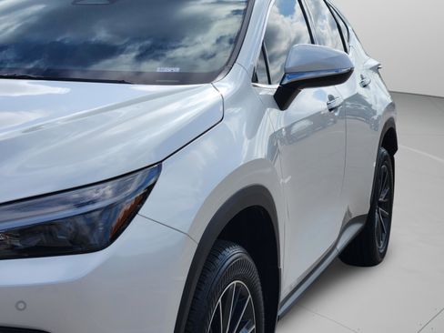 Used 2025 Lexus NX 350h AWD w/ Accessory Package (Z2) image 35