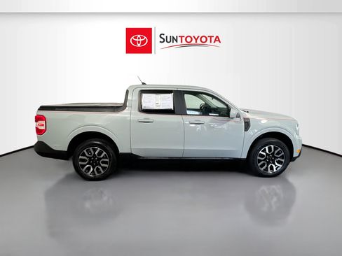 Used 2023 Ford Maverick Lariat FWD image 2