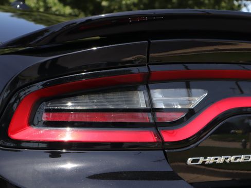 Used 2023 Dodge Charger SRT Hellcat w/ Harman/Kardon Audio Group RWD image 32