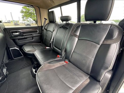 Used 2022 RAM 2500 Laramie AWD/4WD image 19