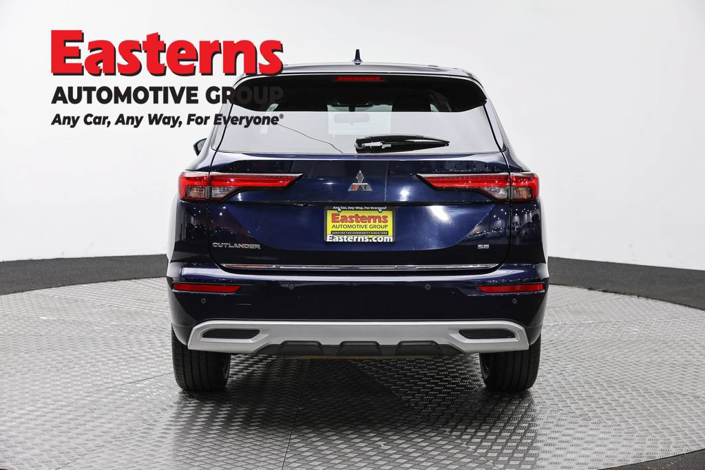 Used 2023 Mitsubishi Outlander SE AWD/4WD image 8