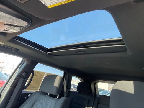 Used 2019 Jeep Grand Cherokee Laredo image 24