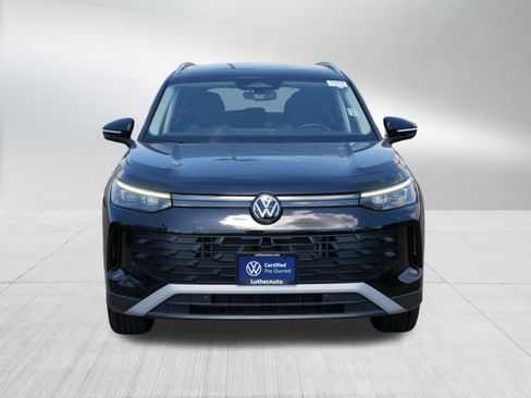 Certified 2026 Volkswagen Tiguan S AWD/4WD image 2