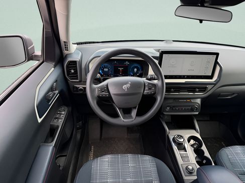 Used 2025 Ford Bronco Sport Heritage AWD/4WD image 7