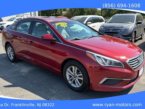 Used 2016 Hyundai Sonata SE FWD image 3