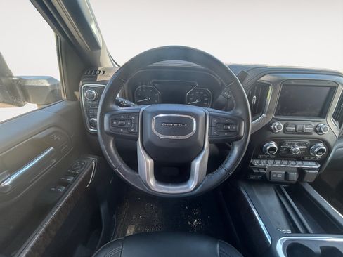 Used 2023 GMC Sierra 3500 Denali w/ Denali Ultimate Package AWD/4WD image 12