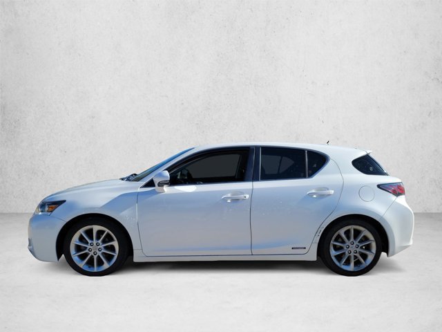 Used 2013 Lexus CT 200h w/ Premium Pkg w/Navigation FWD image 9