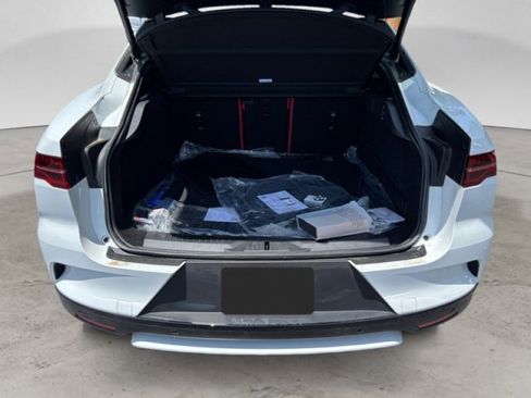 New 2024 Jaguar I-PACE R-Dynamic HSE image 19