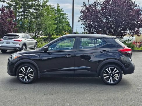 Used 2020 Nissan Kicks SV w/ Exterior Package FWD image 4