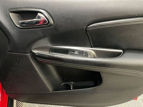 Used 2018 Dodge Journey Crossroad image 36