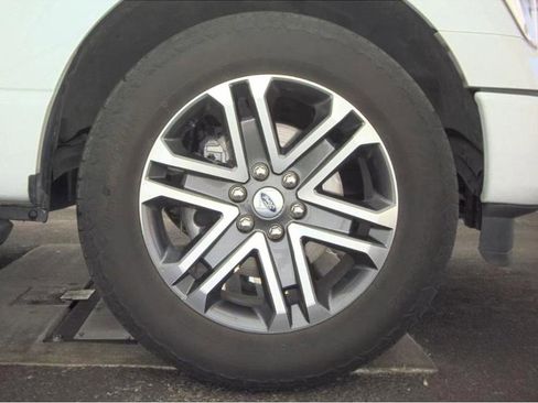 Used 2022 Ford F150 XL w/ STX Appearance Package image 8