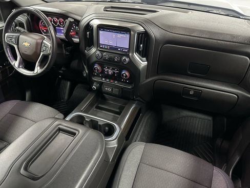 Used 2022 Chevrolet Silverado 1500 LT Trail Boss w/ Bed Protection Package AWD/4WD image 12