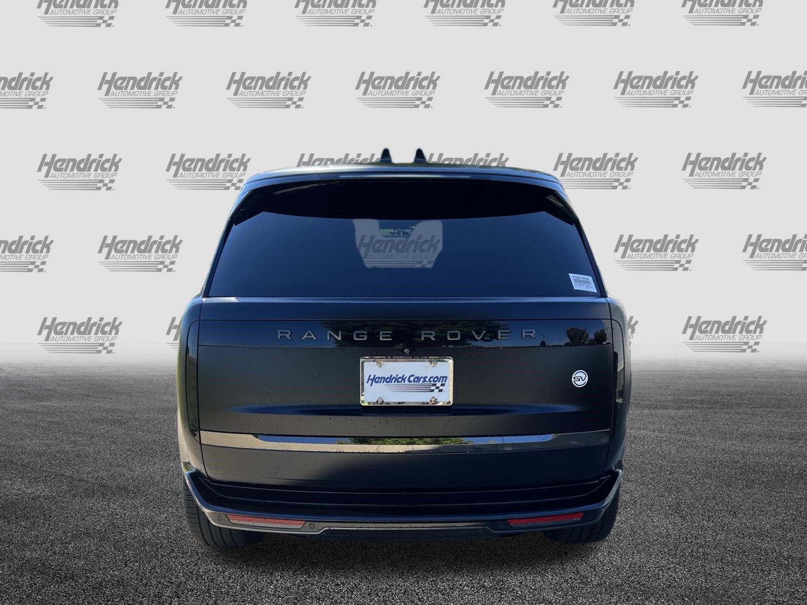 Used 2023 Land Rover Range Rover SV AWD/4WD image 8