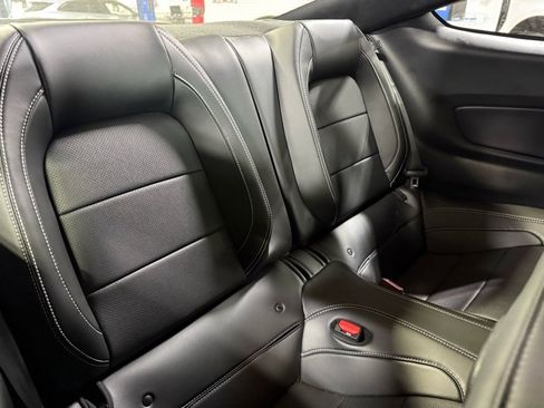 Used 2021 Ford Mustang Shelby GT500 w/ Technology Package image 11