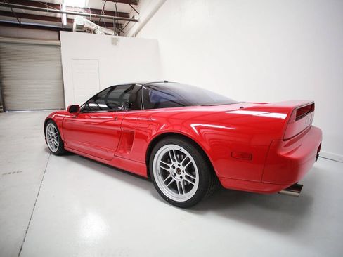 Used 1991 Acura NSX RWD image 4