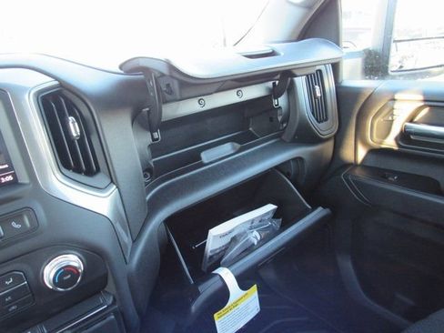 New 2026 GMC Sierra 3500 Pro w/ Convenience Package image 20