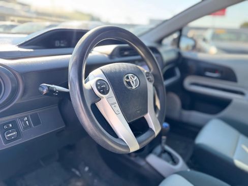 Used 2014 Toyota Prius C Two image 10