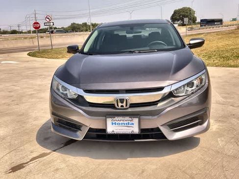 Used 2017 Honda Civic EX image 7