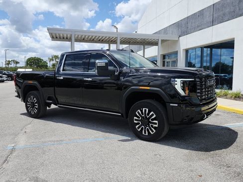 Certified 2025 GMC Sierra 2500 Denali Ultimate AWD/4WD image 2