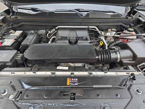 Used 2024 GMC Canyon AT4X image 29