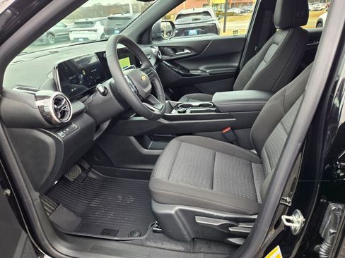 New 2026 Chevrolet Equinox LT w/ LPO, Floor Liner Package image 14