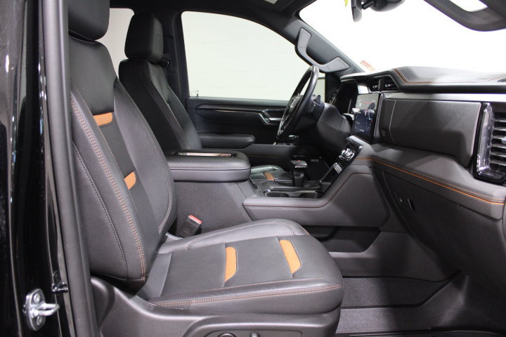Used 2022 GMC Sierra 1500 AT4 w/ AT4 Premium Package AWD/4WD image 27