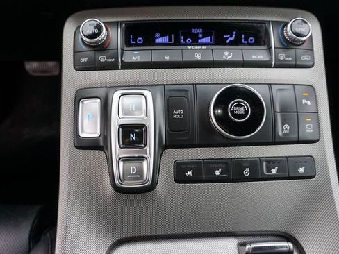 Used 2022 Hyundai Palisade Calligraphy image 23