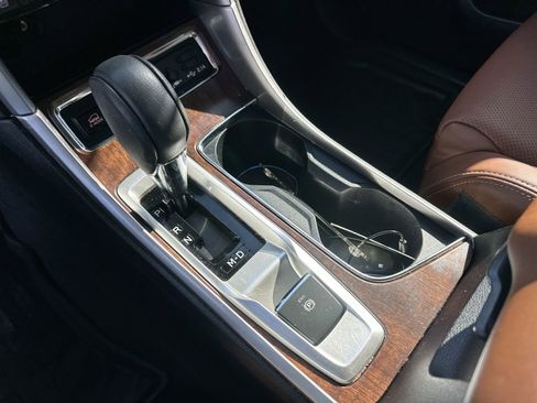 Used 2020 Subaru Ascent Touring w/ Popular Package #3 image 20