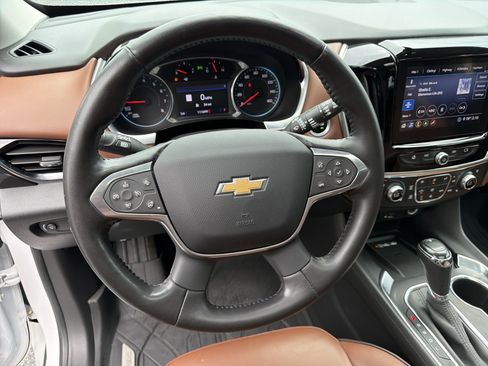 Used 2020 Chevrolet Traverse High Country FWD image 24