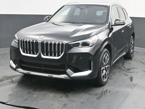 New 2026 BMW X1 xDrive28i w/ Convenience Package image 3