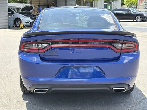 Used 2021 Dodge Charger SXT w/ Blacktop Package RWD image 12