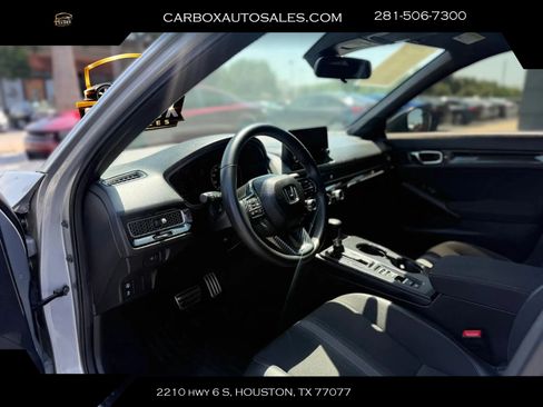 Used 2022 Honda Civic Sport image 12
