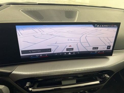 Used 2025 BMW 330i xDrive Sedan w/ Premium Package image 17