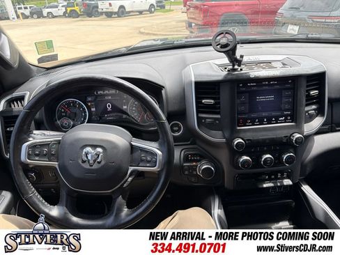 Used 2020 RAM 1500 Big Horn AWD/4WD image 16