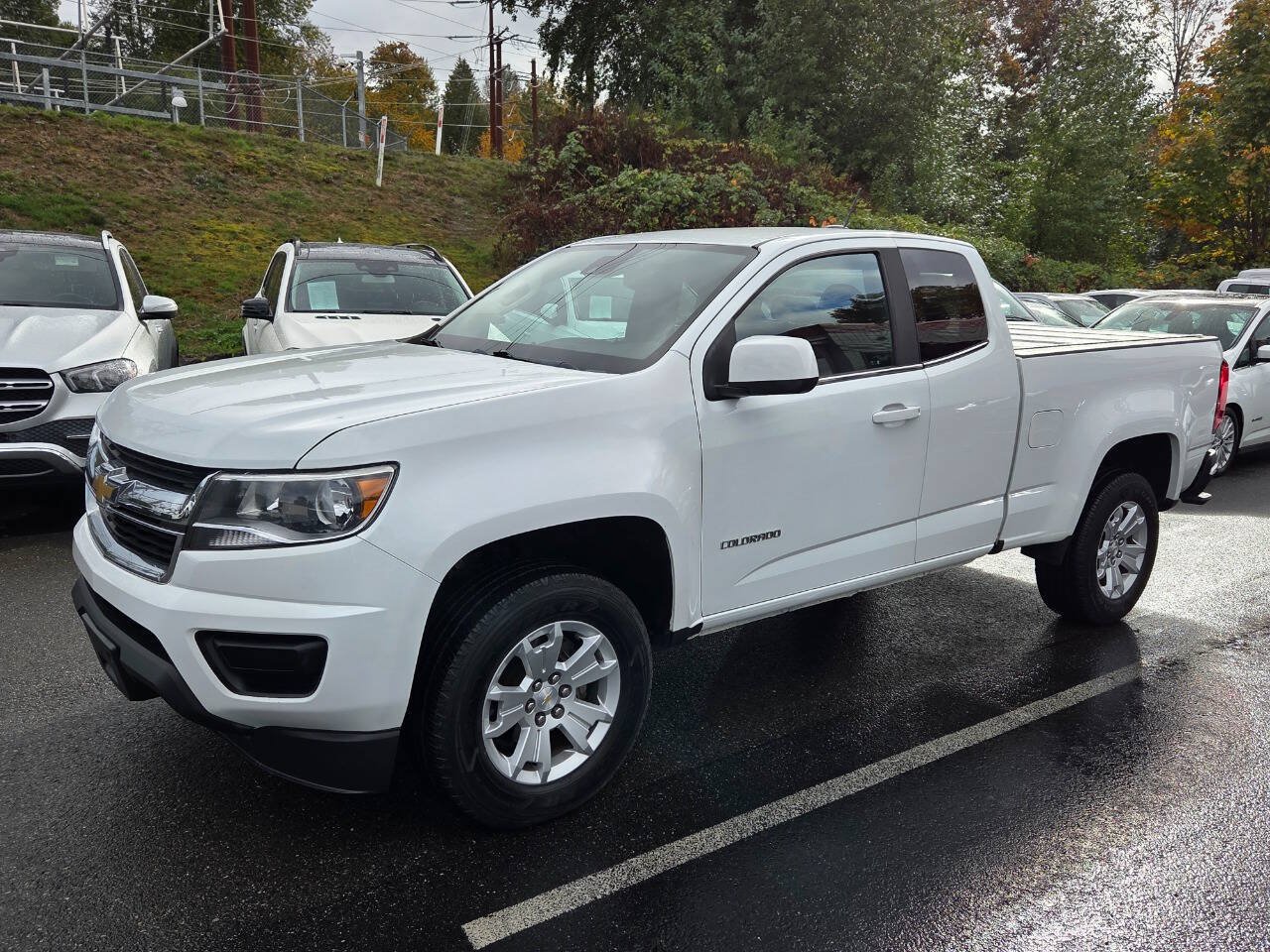 Used 2019 Chevrolet Colorado LT w/ Safety Package RWD image 3
