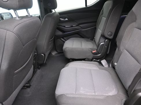 Used 2024 Chevrolet Traverse LT FWD image 14