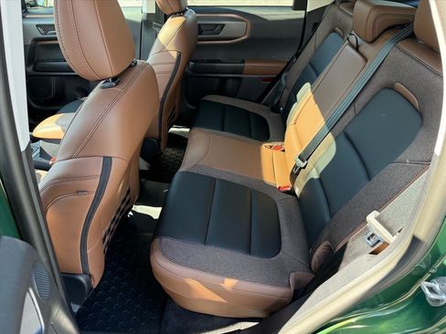 Used 2025 Ford Bronco Sport Outer Banks w/ Outer Banks Tech Package+ AWD/4WD image 6
