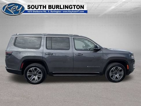 Used 2024 Jeep Wagoneer Series II AWD/4WD image 7