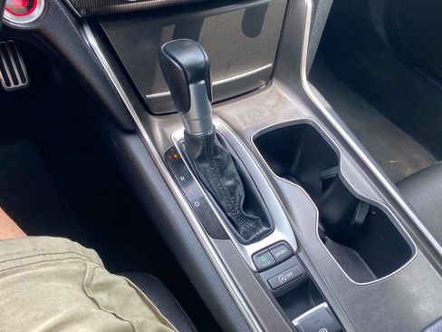 Used 2021 Honda Accord Sport image 34