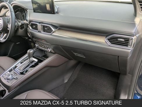 New 2025 MAZDA CX-5 Signature image 37