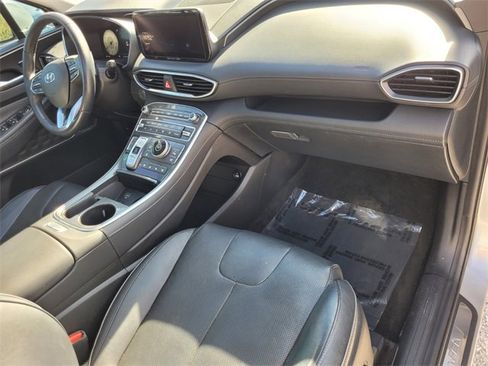 Used 2021 Hyundai Santa Fe Limited w/ Cargo Package image 18